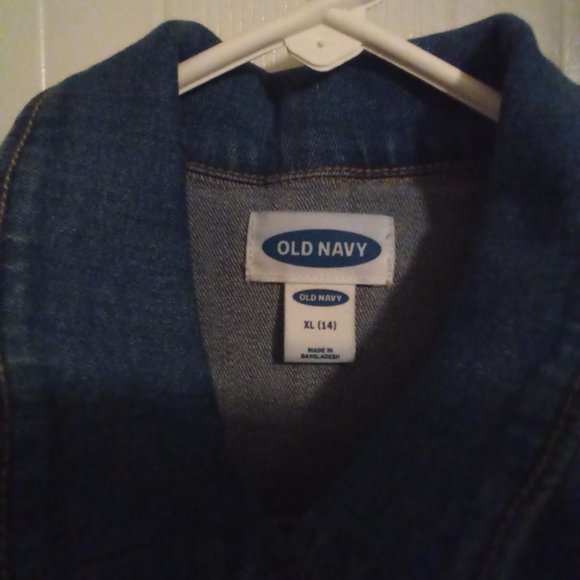 Old Navy - Picture 3 of 3